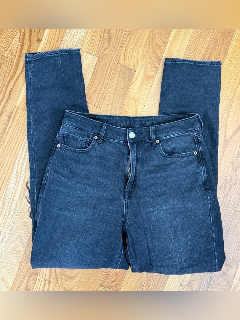 American Eagle Black Ripped Mom Jeans Size 4 Long